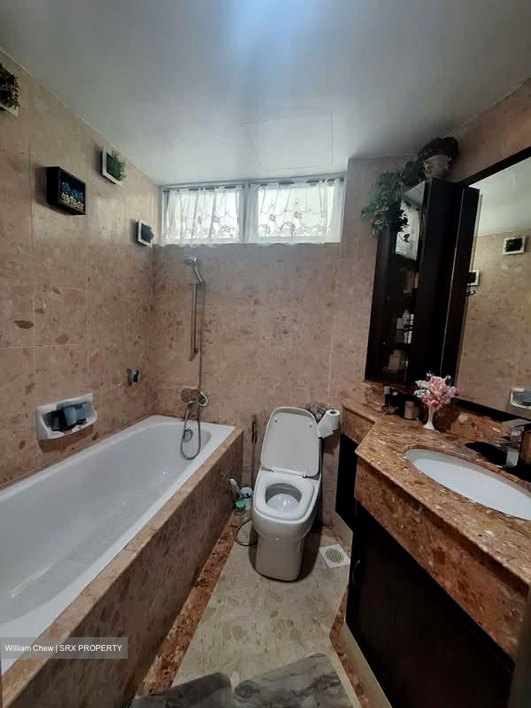 Sunrise Gardens (D28), Condominium #536432271